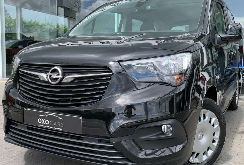 Opel Life 1.2 Turbo Essence / 5 Places / 2 Portes Laterales / Grand Gps / Airco / CarPlay /Cruise/ Radar de Recul/ Lane Assist