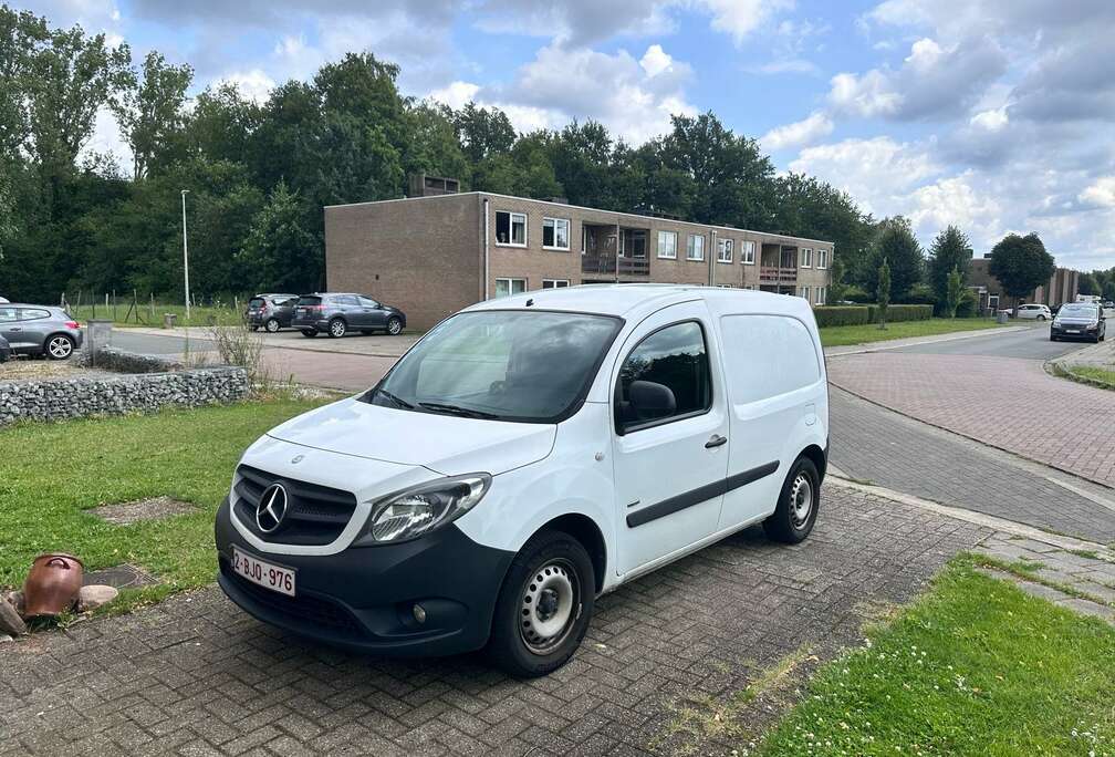 Mercedes-Benz 109 CDI BlueEFFICIENCY lang