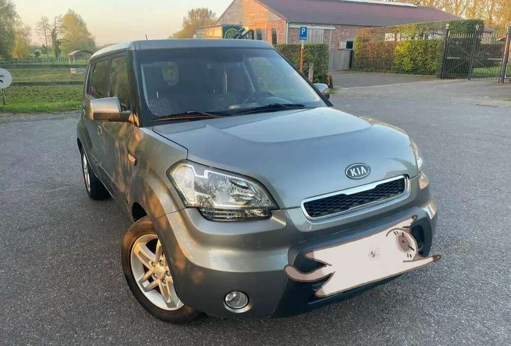 Kia 1.6 16V 126 ch Play