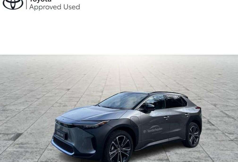 Toyota EV Style Plus JAMMAIS IMMAT