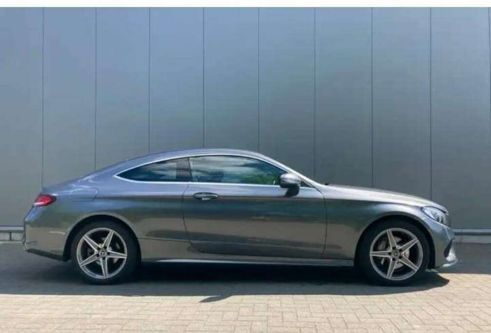 Mercedes-Benz Coupe Amg line, full leder