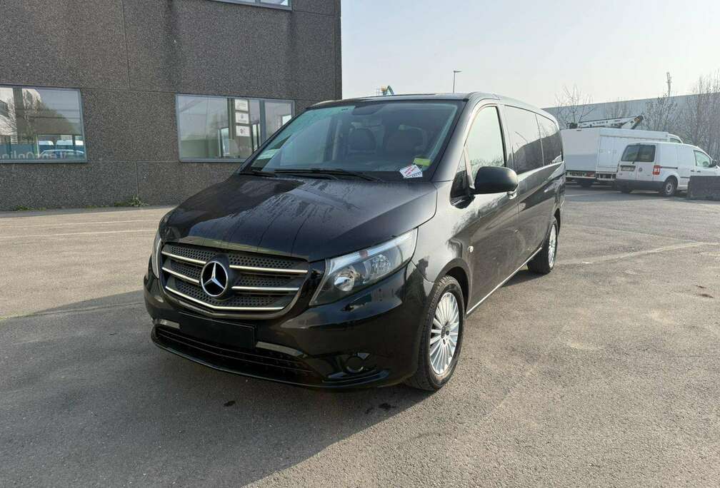 Mercedes-Benz Tourer (Stock ID 68695)