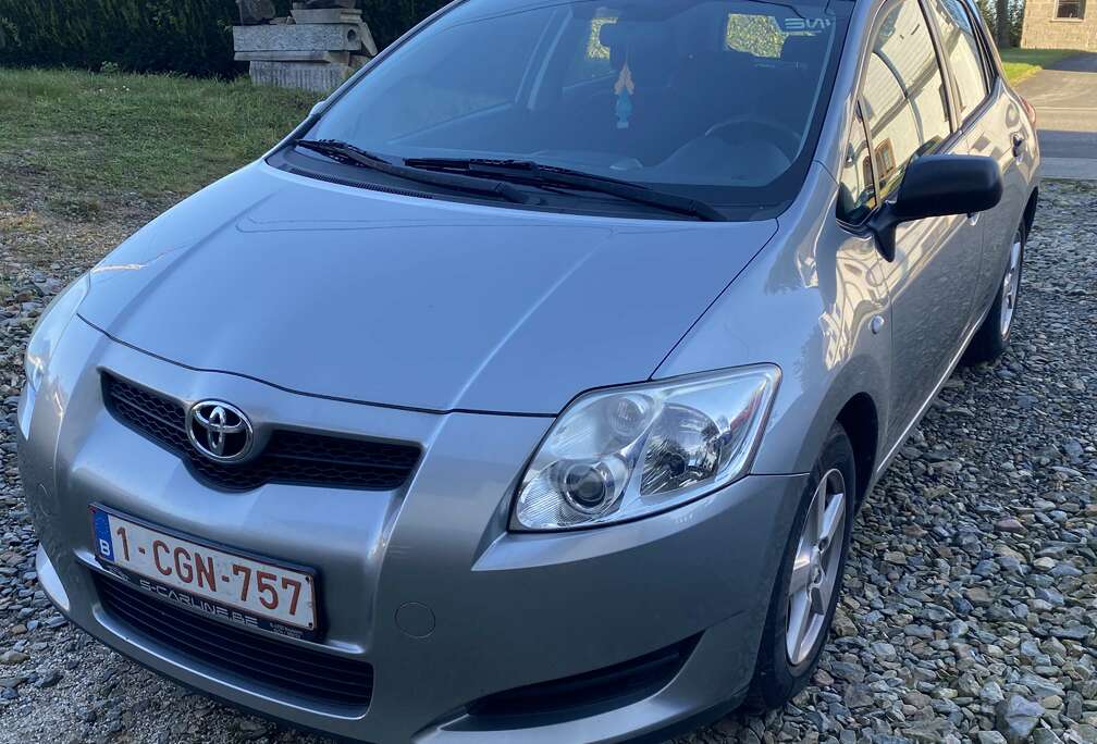 Toyota 1.4D4D Luna mit Klima und Tüv