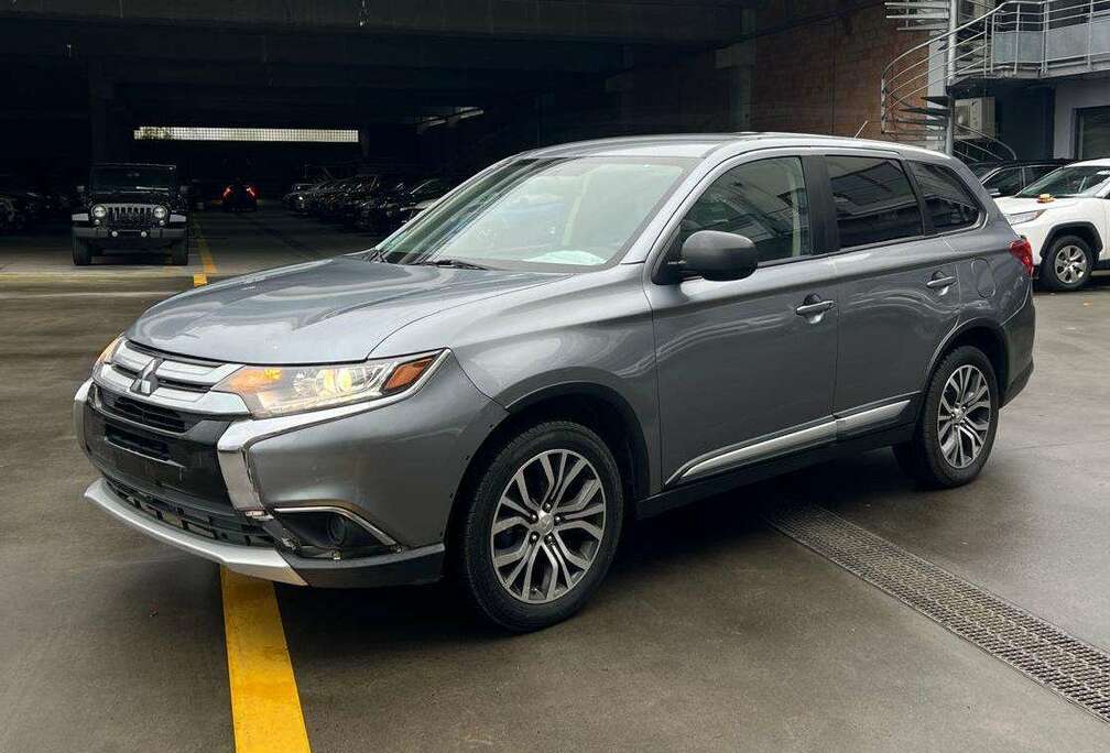 Mitsubishi 2.0i 4WD CVT-ONLY FOR EXPORT OUT OF EUROPE