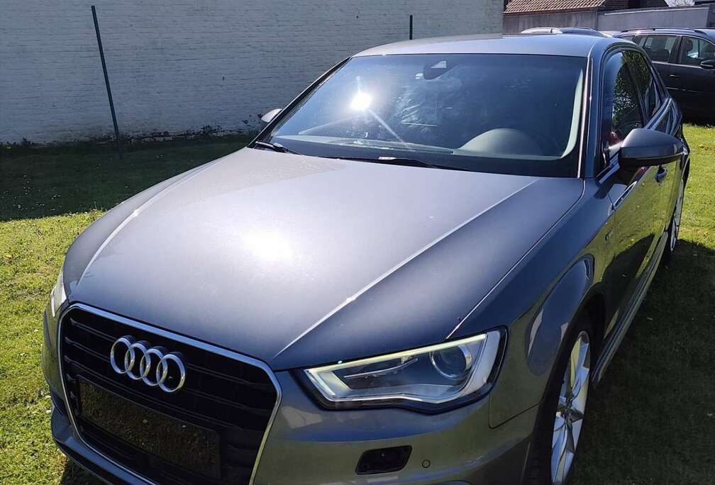 Audi 1.6 TDi Ambition S line tronic