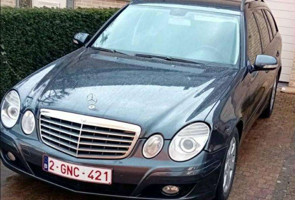 Mercedes-Benz E 220 CDI Elegance
