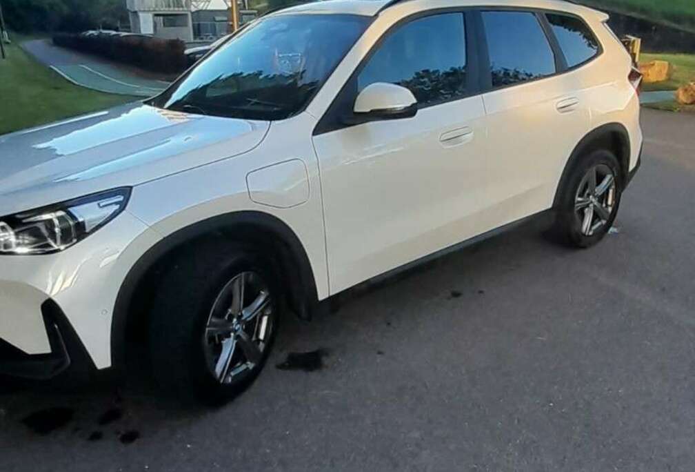 BMW PHEV 1.5iA xDrive25e (180 kW)