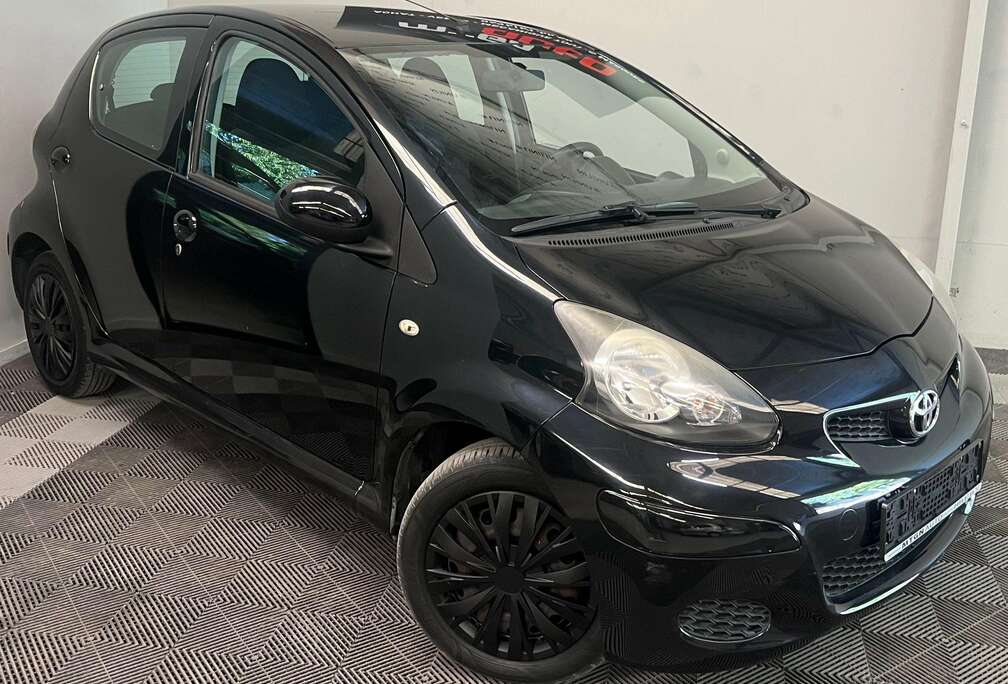 Toyota Aygo 1.0i VVT-i