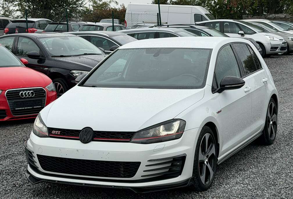 Volkswagen 2.0 TSI Performance DSG - Xénon - Caméra de recul