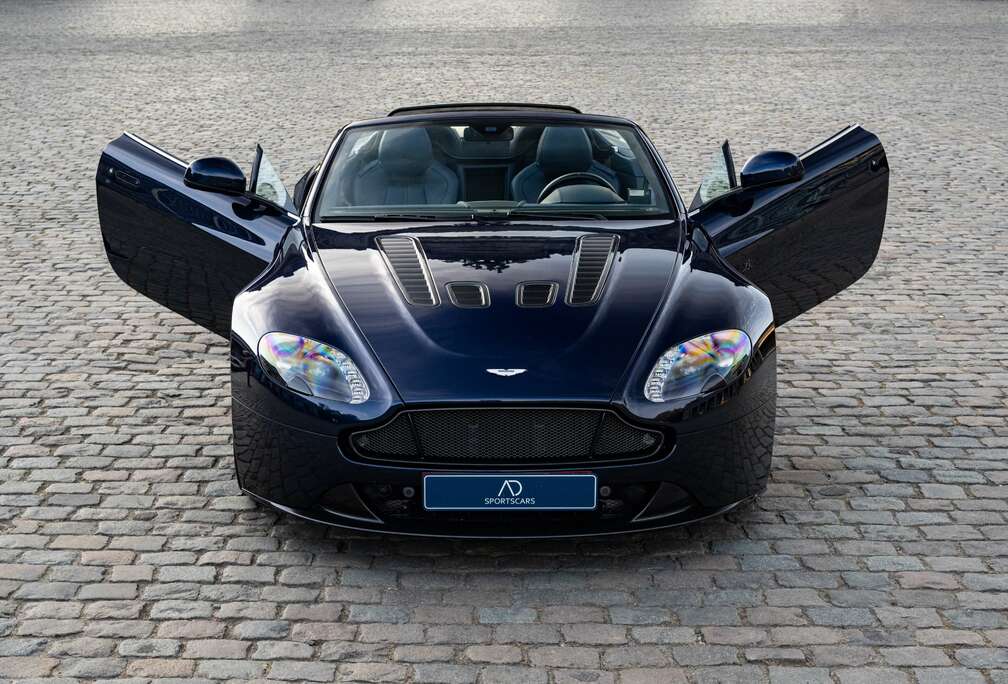 Aston Martin V12 Vantage S Roadster