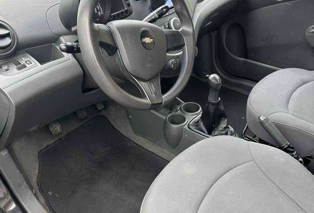 Chevrolet Spark 1.0i