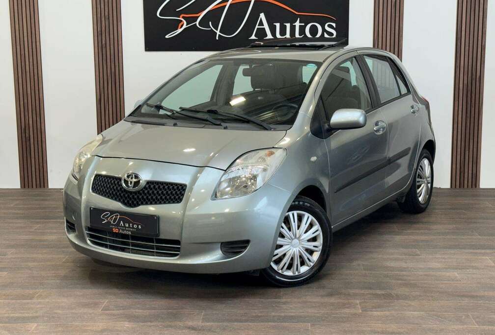 Toyota 1.33i * BOITE AUTOMATIQUE * TOIT OUVRANT *