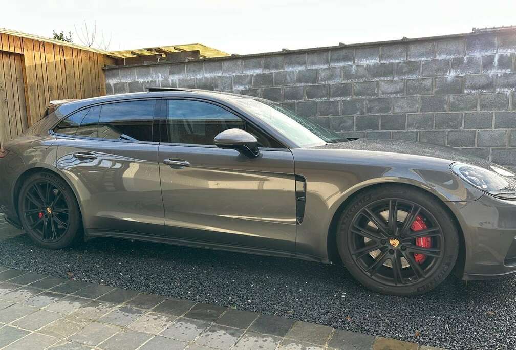 Porsche 4 e-Hybrid Sport Turismo 2.9 V6 Bi-Turbo PHEV PDK