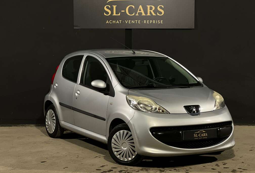 Peugeot 1.0i - BOTE AUTOMATIQUE - CarPlay -12 MOIS GARANTIE