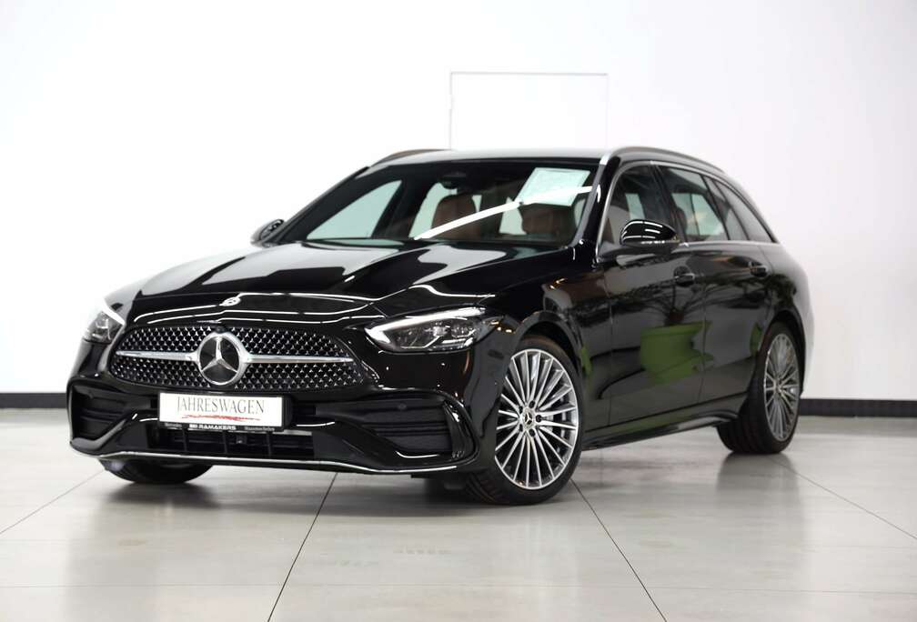 Mercedes-Benz d T 4MATIC AMG 19\