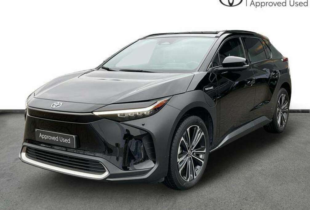 Toyota Premium  WLTP 411km  full opt