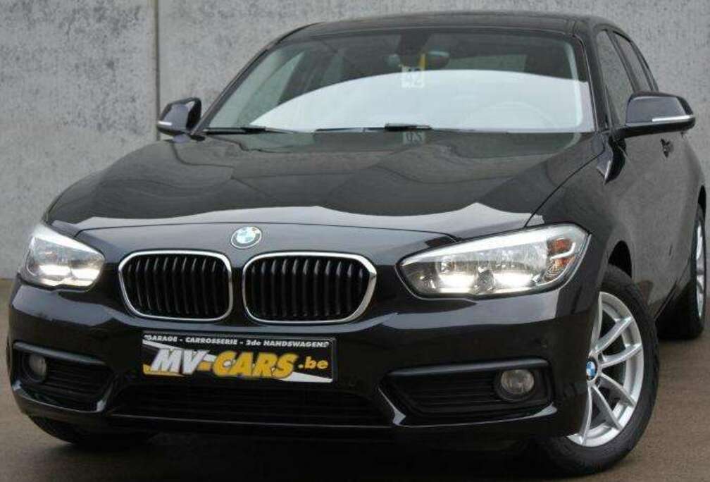 BMW 116i/PDC/Navi/Multistr/Cruise contrl/Bluetooth