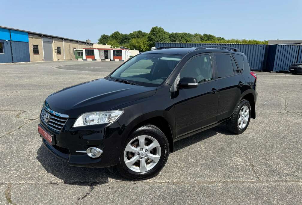 Toyota 2.0i VVT-i 16v 4x4 Automatic / Export Afrik Only