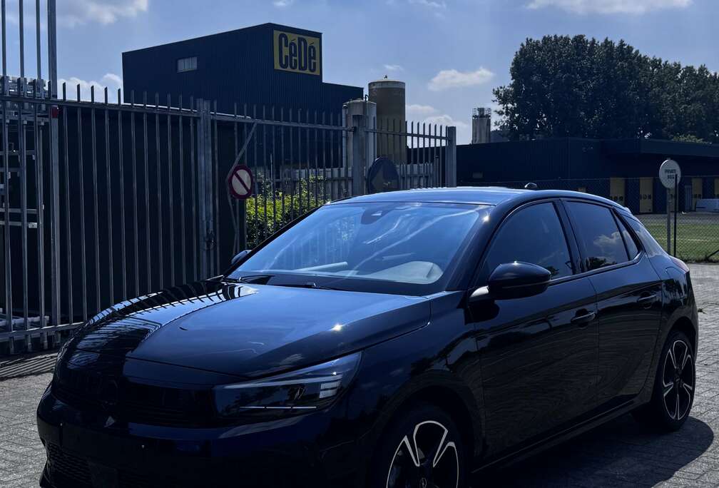 Opel 1.2i GS S/S