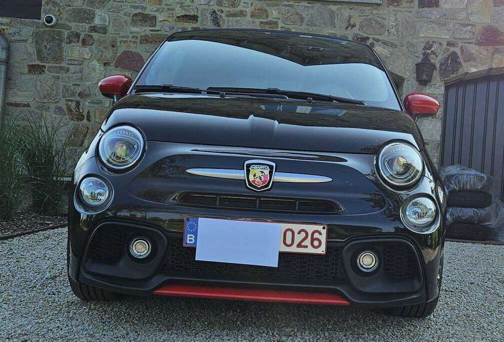 Fiat 500C 1.4 T-Jet Abarth 595 Competizione