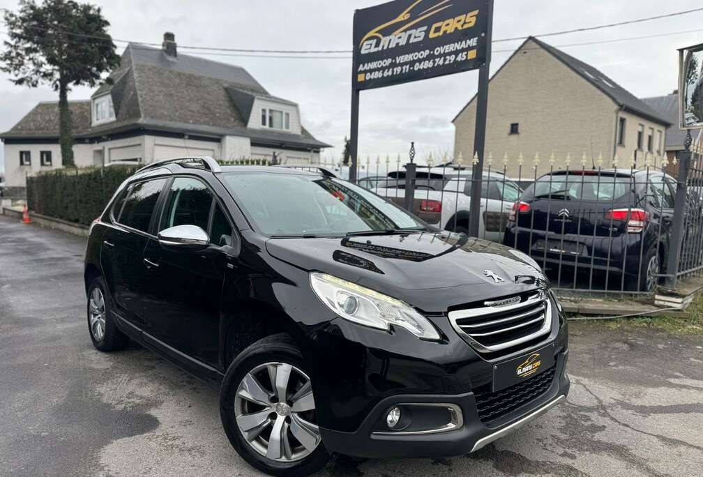 Peugeot 1.2i  Style // 89.000km //Jantes//Navi//1ier PROPR