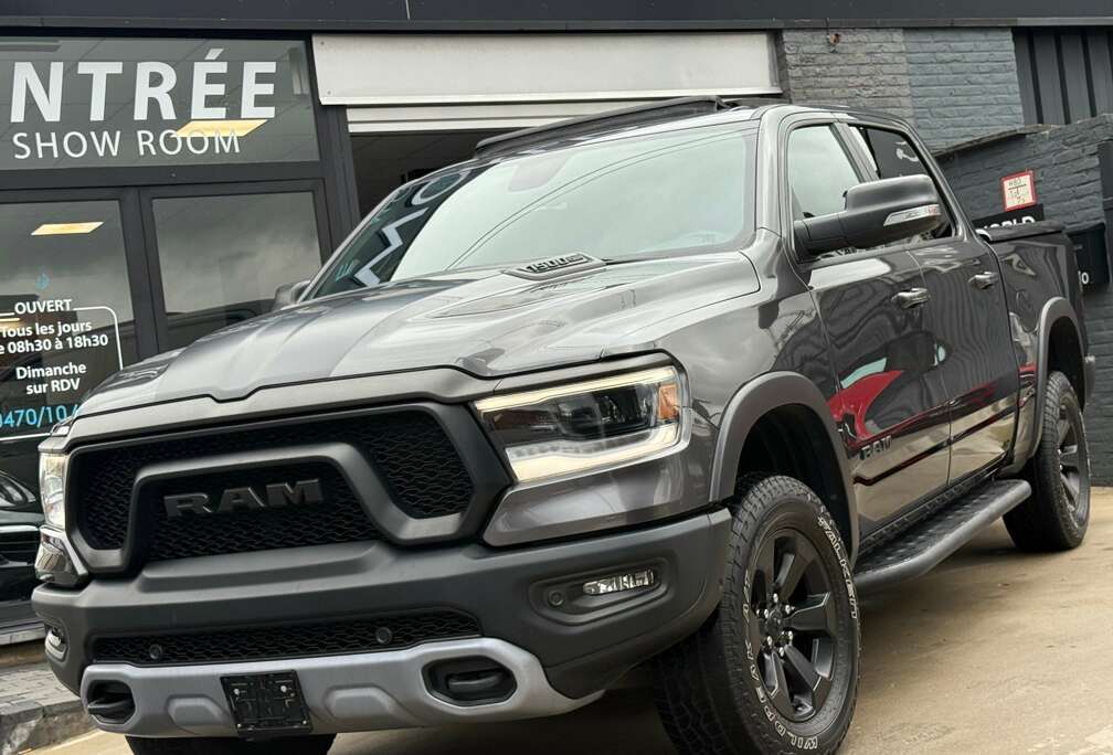 Dodge 5.7i V8 LPG REBEL PNEUMATIC TOIT PANO FULL OPTIONS