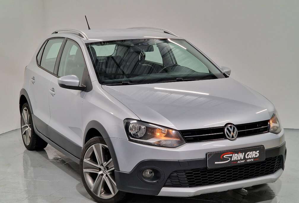 Volkswagen  1.6TDI  AIRCO  CRUISE  SEMI CUIR  JA 17\