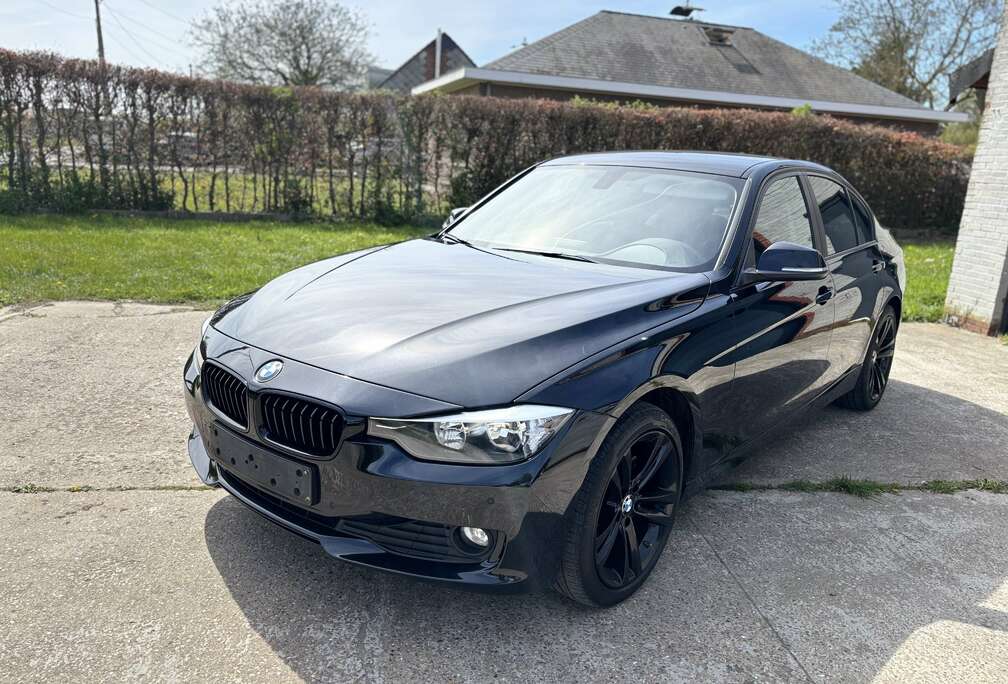 BMW DA - 2015 - Oh Boek - Top Staat  158.457 km