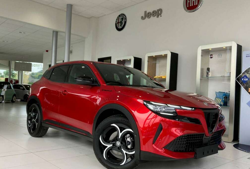 Alfa Romeo SPECIALE  1.2 MHEV Automaat  SABELT ZETELS + TECH PACK  ALFA GARANTIE