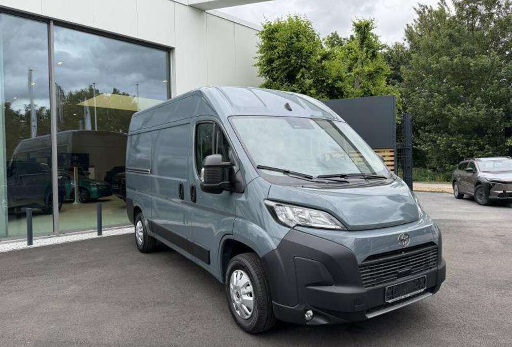 Toyota MAX Comfort Light 3.5T