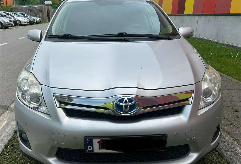 Toyota Auris HEV 1.8i HSD Sol CVT