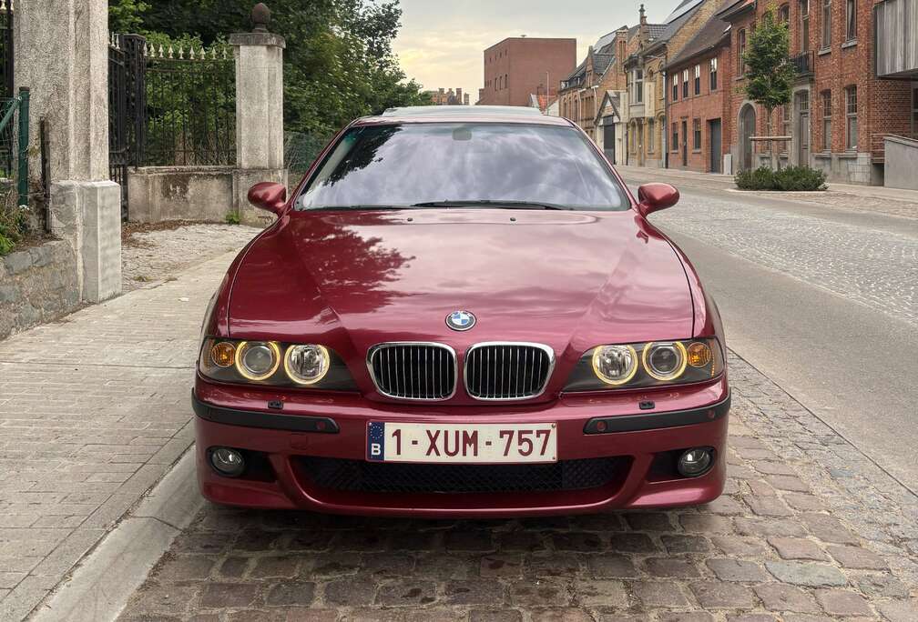 BMW 520iA
