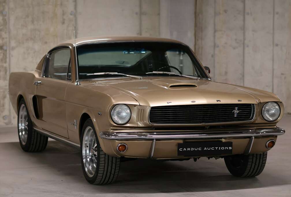 Oldtimer Mustang Fastback