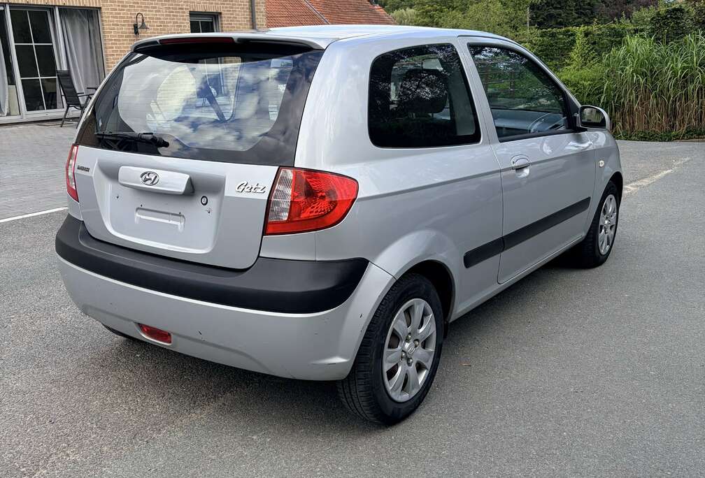 Hyundai 1.4i 16v GLS