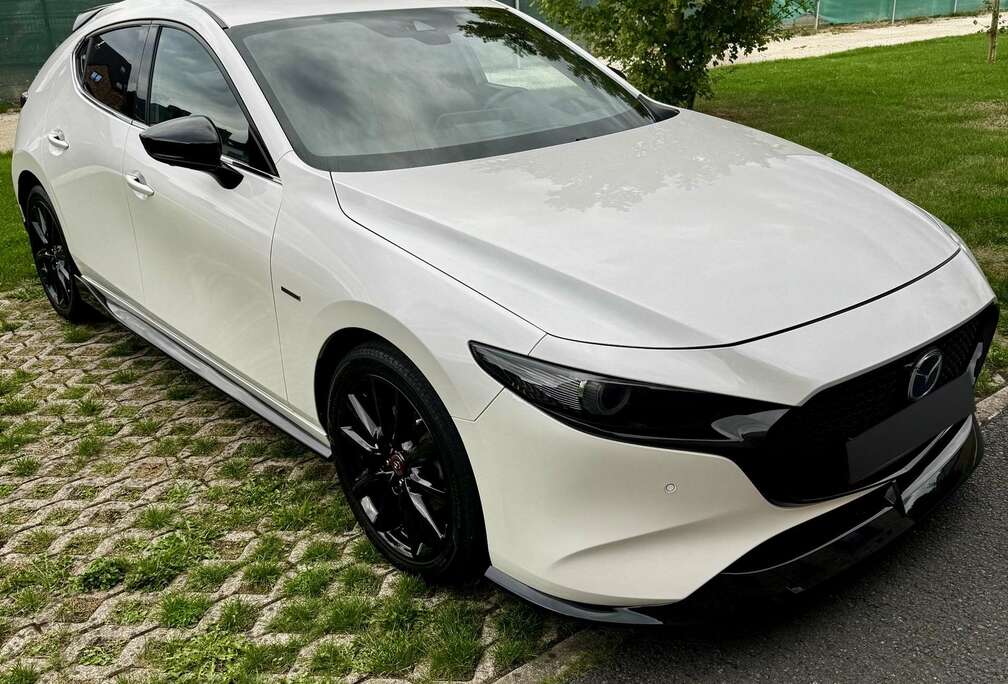Mazda Mazda 3 SKYACTIV-X 180 ch — 100th Anniversary Edit