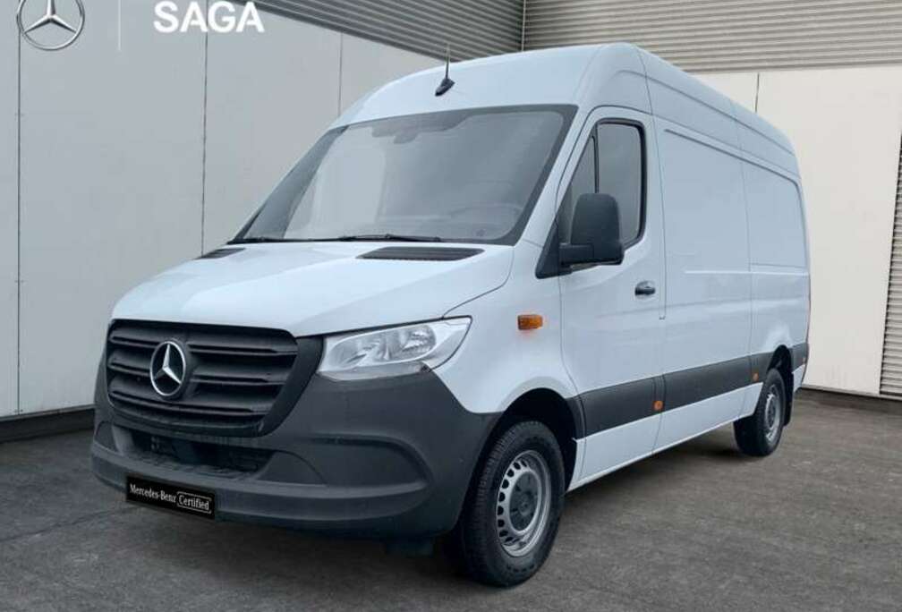 Mercedes-Benz 317 CDI Fourgon Toit sureleve Standard
