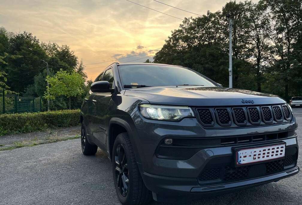 Jeep Compass+1.3+Turbo+eAWD+PHEV+Night+Eagle+(EU6.4)