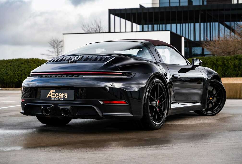 Porsche 911 TARGA 4 GTS / FACELIFT / VAT / 1 OWNER / NEW