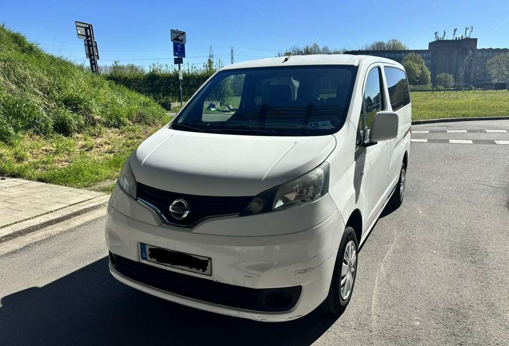 Nissan Evalia 1.6i Visia