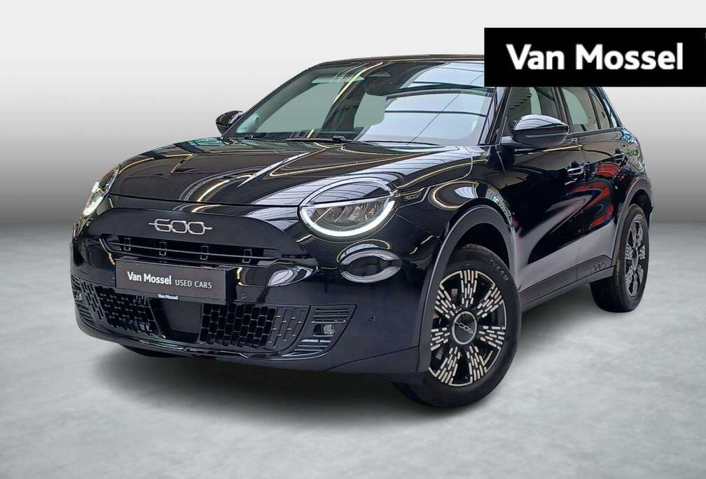 Fiat 1.2 Hybrid 145cv DCT Icon