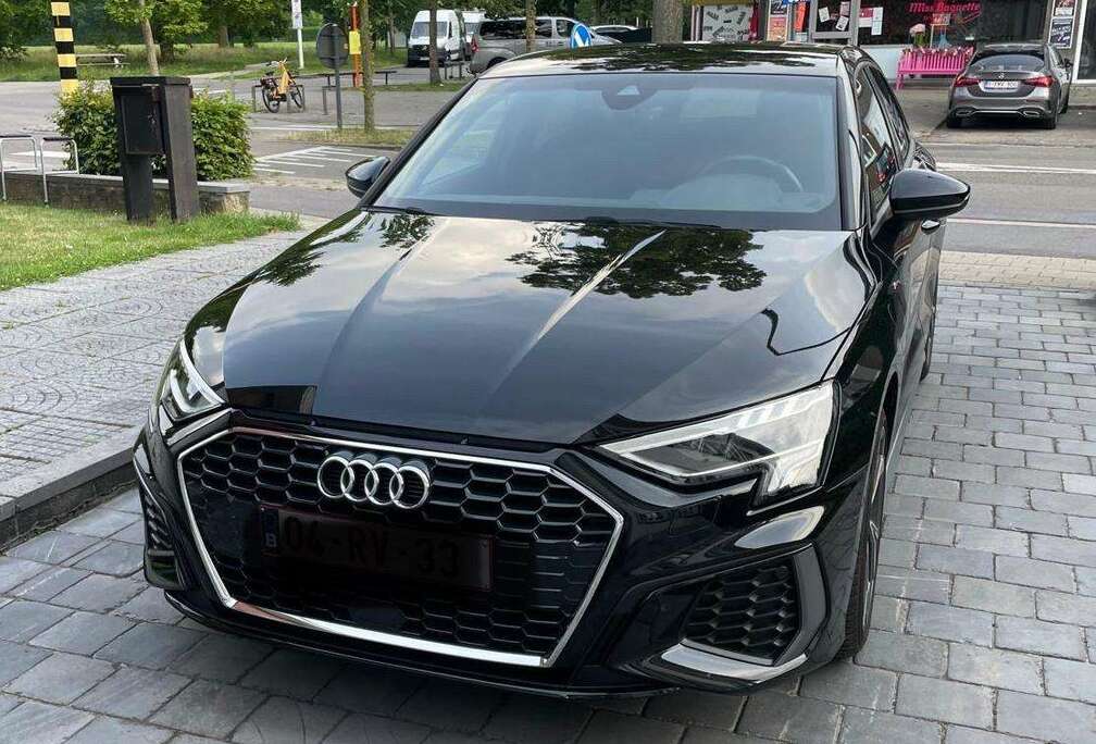 Audi A3 40 TFSIe Sportback S tronic S line