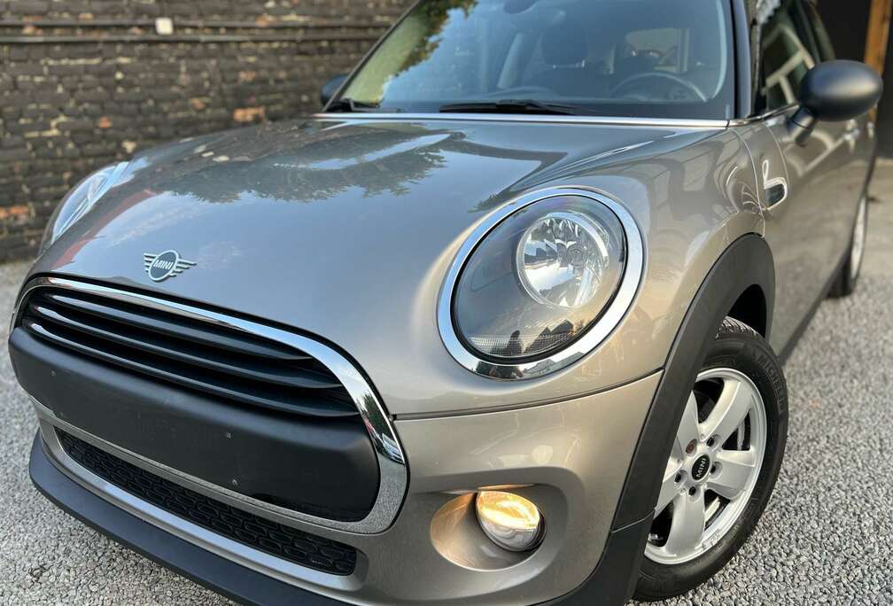 MINI 1.5 OPF ( 9.503 € HTVA ) CLIM + CAR-PASS + NAVI