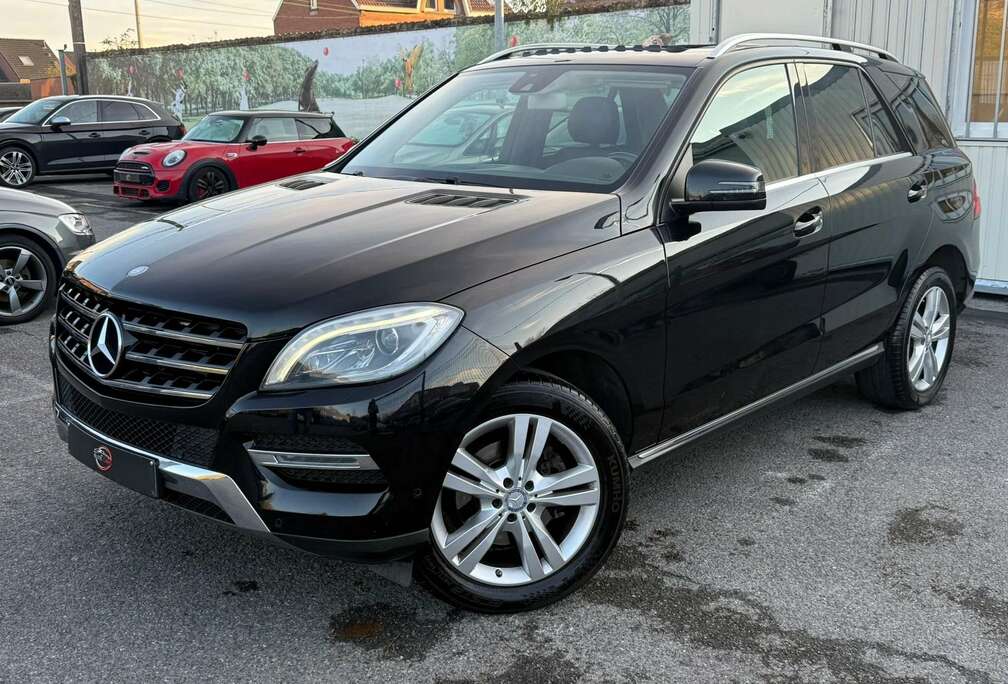 Mercedes-Benz BlueTEC 4MATIC / TOIT / CAMERA / EURO 6b / FULL