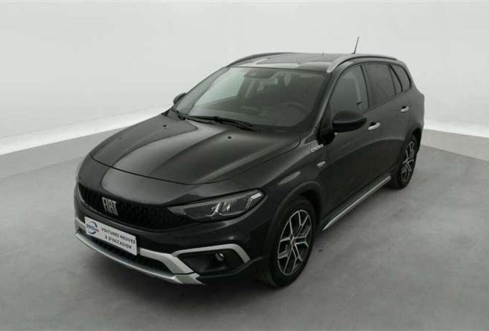 Fiat 1.5 T HEV Station Wagon Cross  NAV  FULL LED  CAM  JA17