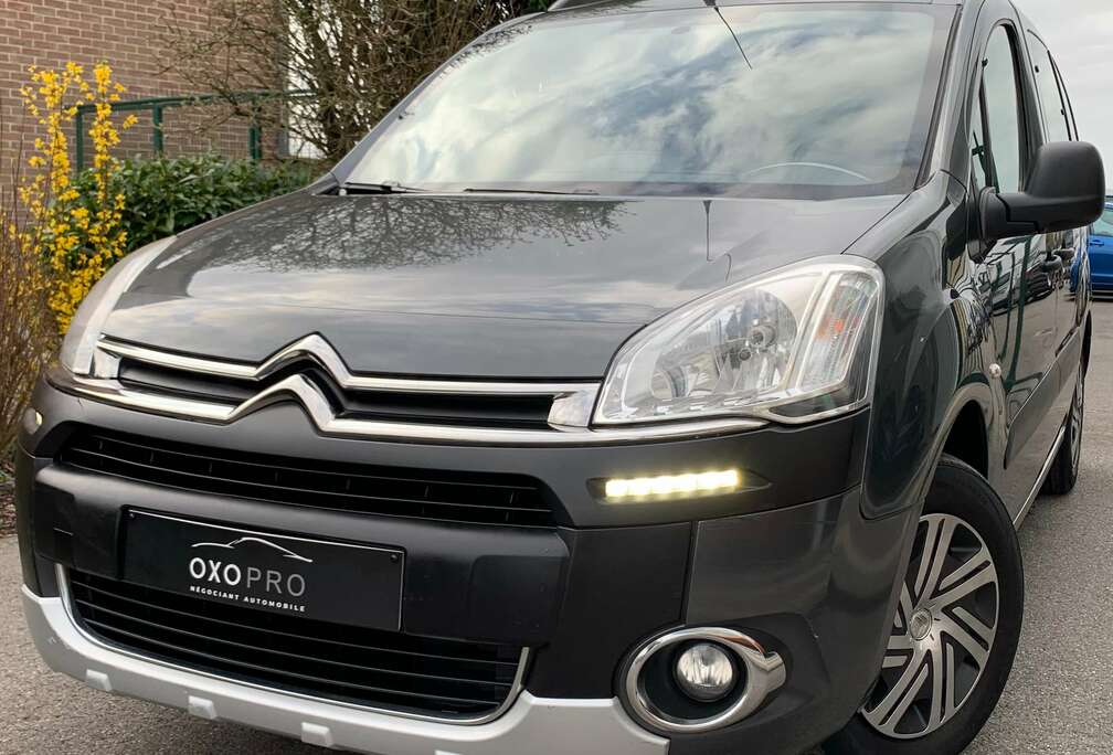 Peugeot 1.6HDI Multispace / Airco / 5 Places / 2xLaterales