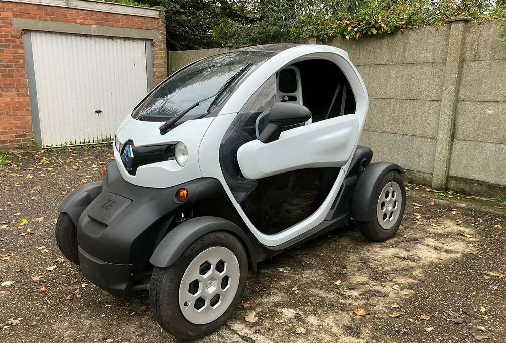 Renault Twizy 80 km/h Color-white