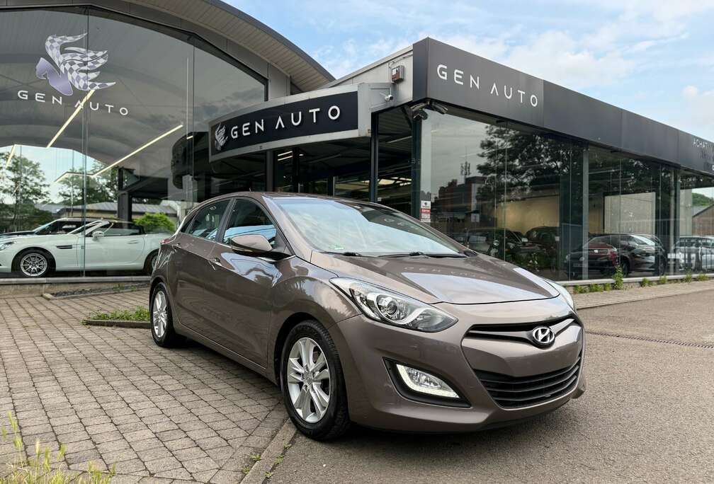 Hyundai 1.6 GDi Lounge Automatique AIrco * 12 MOIS GARANTIE *