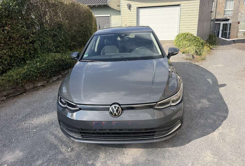 Volkswagen Active