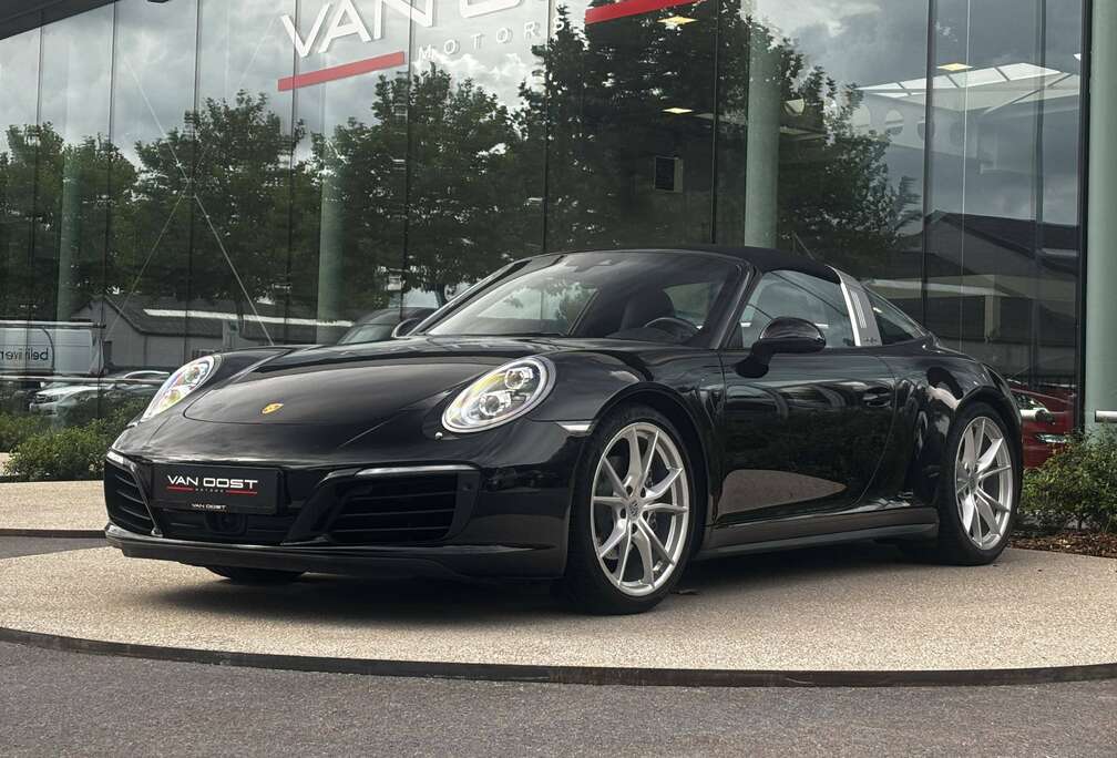 Porsche Targa 4 PDK