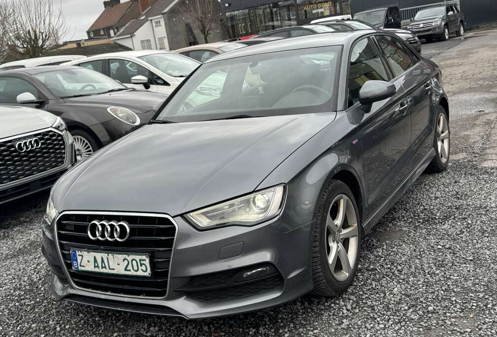 Audi 1.6 TDi / S LINE / XENON / NAVI / ETAT NEUF / 1PRO